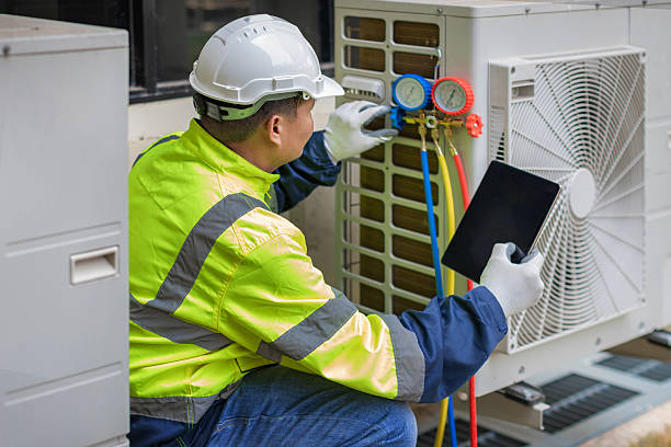 Professional Hvac technician working in Williamston, NC